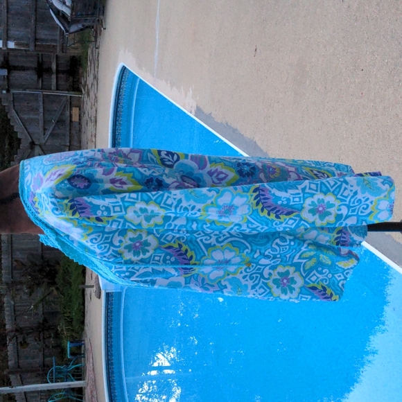 Real Comfort by Chadwick's Turquoise, White, Lavender & Lime Colors V-Neck Tun - Picture 7 of 11